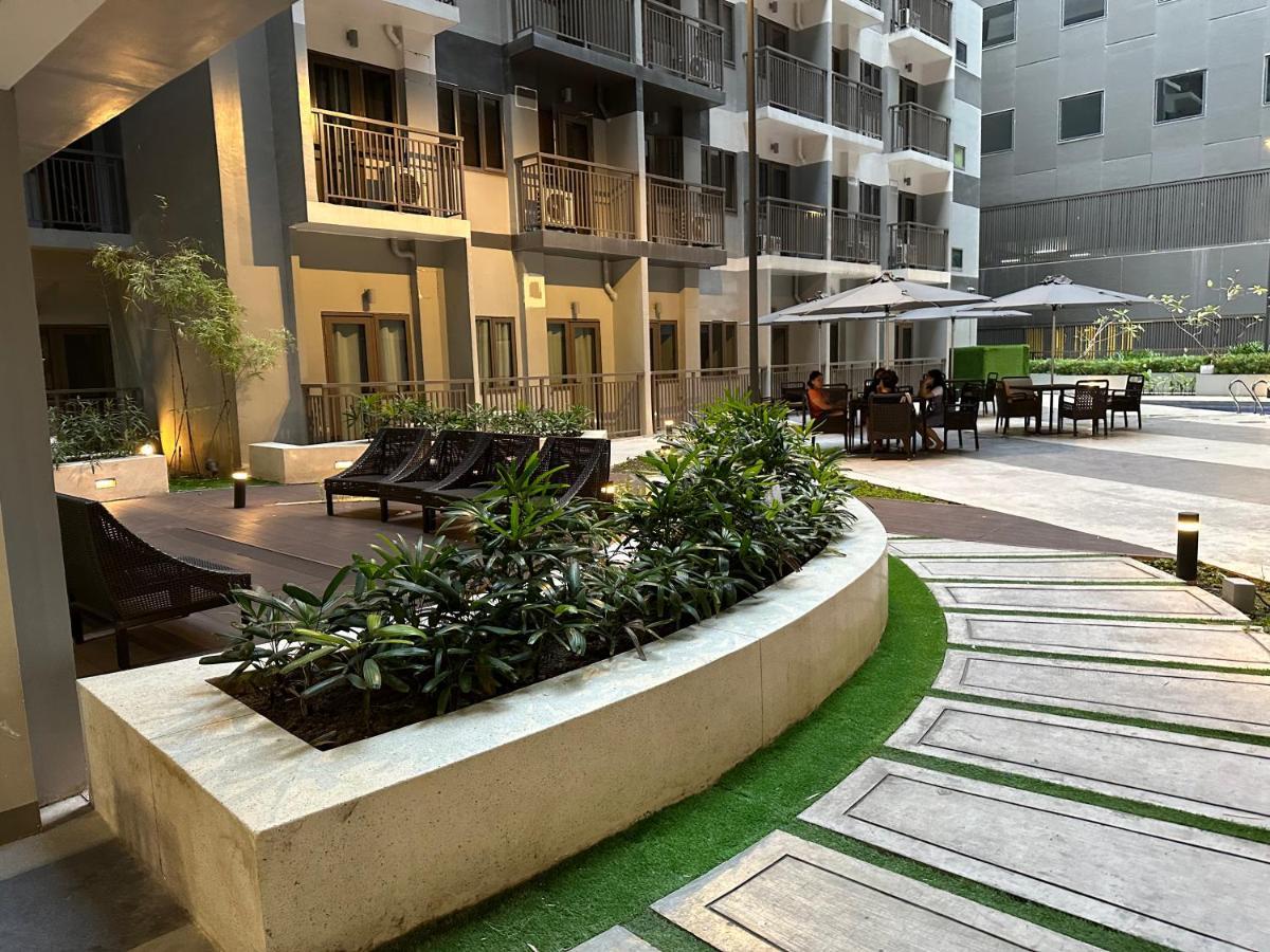 S Residences Tower 3 Moa Luxe Staycation By C Μανίλα Εξωτερικό φωτογραφία